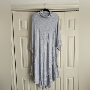 Lou & Grey Softserve Cozy Lounge Poncho